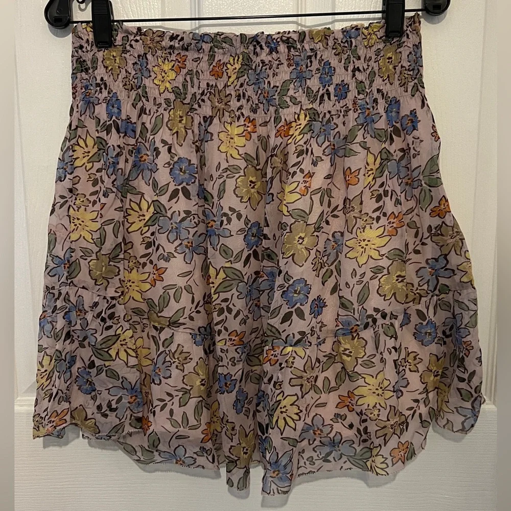 ANTHROPOLOGIE Velvet By Graham & Spencer Women’s Floral Smocked Waist Mini Skirt